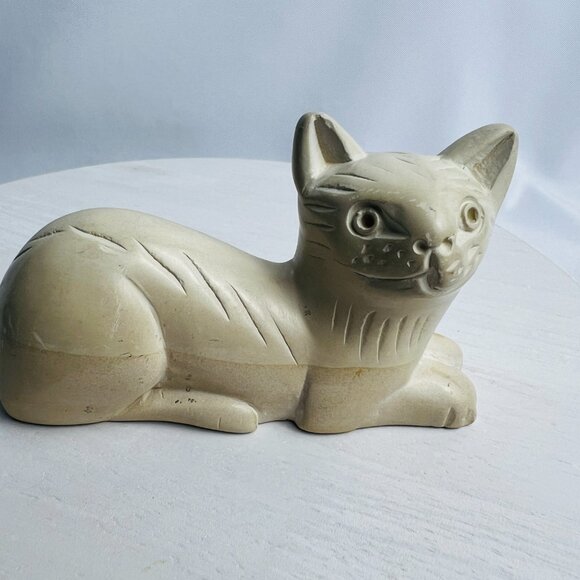 Hand-Carved Vintage Kitty Cat Soapstone Sculpture Stone Feline Figurine - Picture 9 of 10